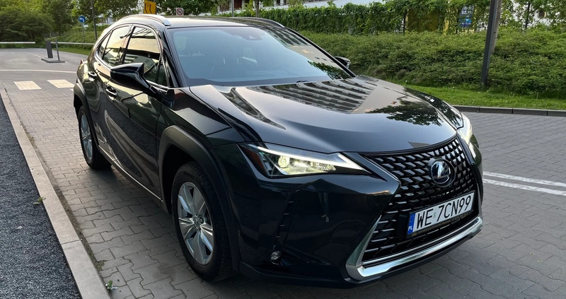 Lexus UX cena 111069 przebieg: 60000, rok produkcji 2020 z Warszawa małe 154